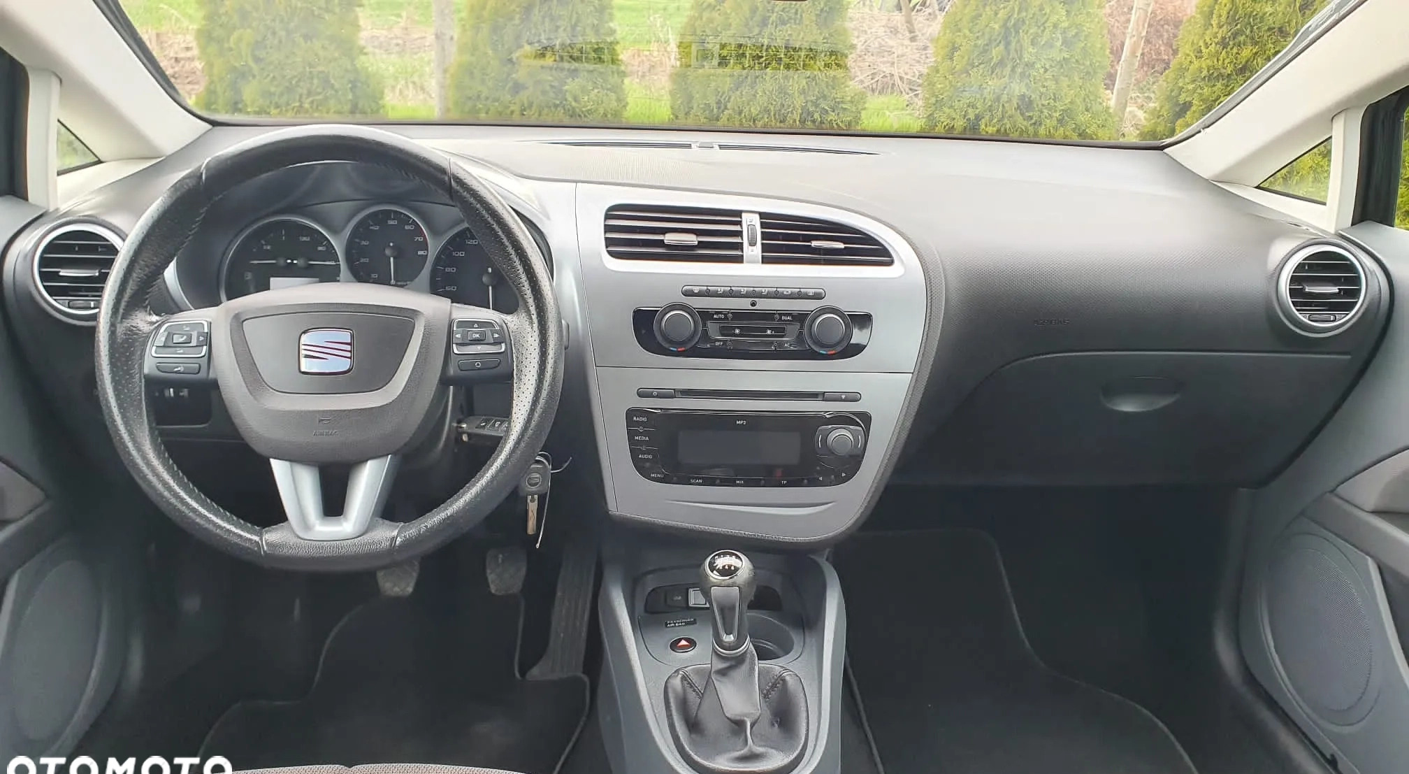 Seat Leon cena 18500 przebieg: 238425, rok produkcji 2010 z Przemków małe 106